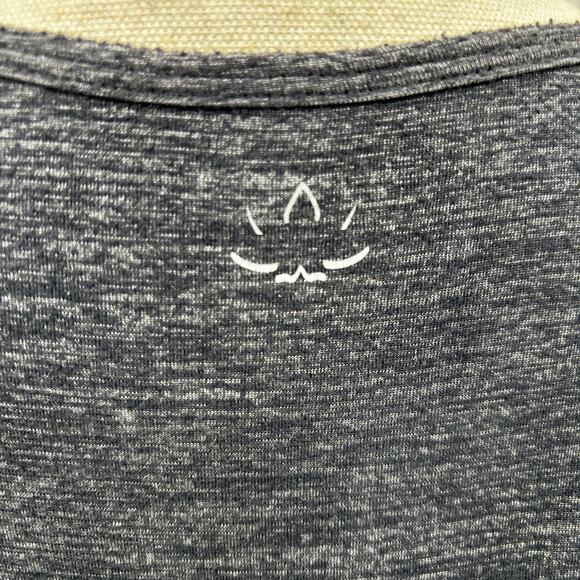 104. Beyond Yoga Womens L Gray Open Back Long Sleeve Workout Top Activewear Y2K - Picture 8 of 11
